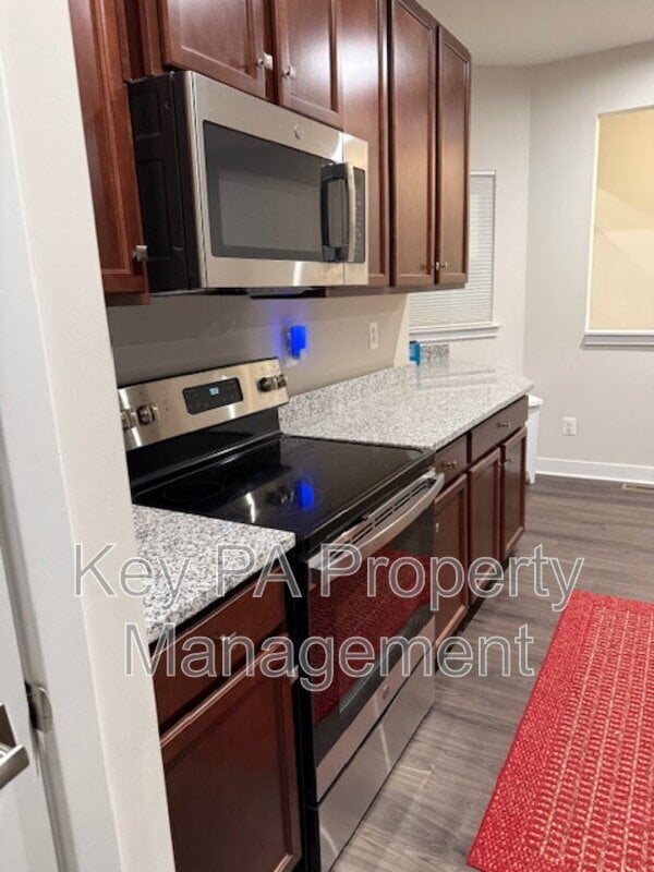 Photo - 659 Thomas Penn Dr