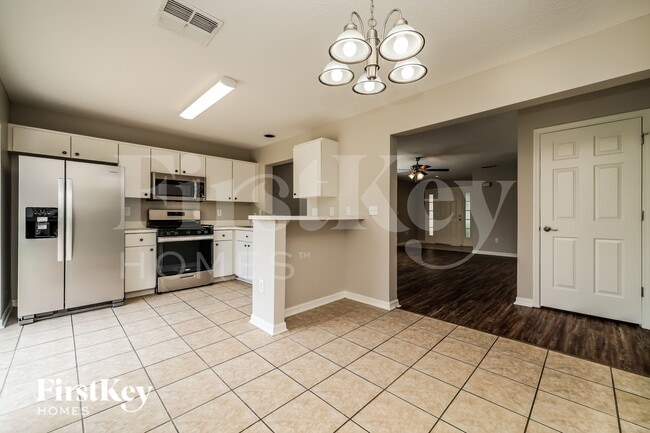 Photo - 6173 Skylarkcrest Dr