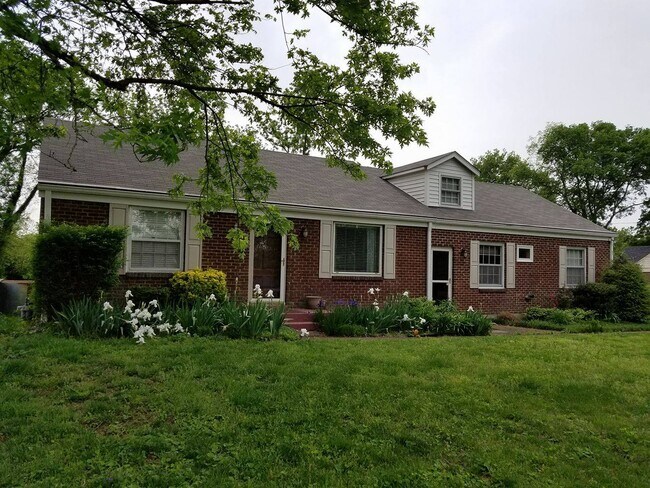 Photo - 4015 Moss Rose Dr