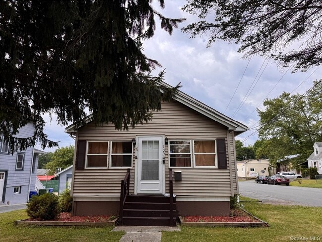 Photo - 109 Lake Ave