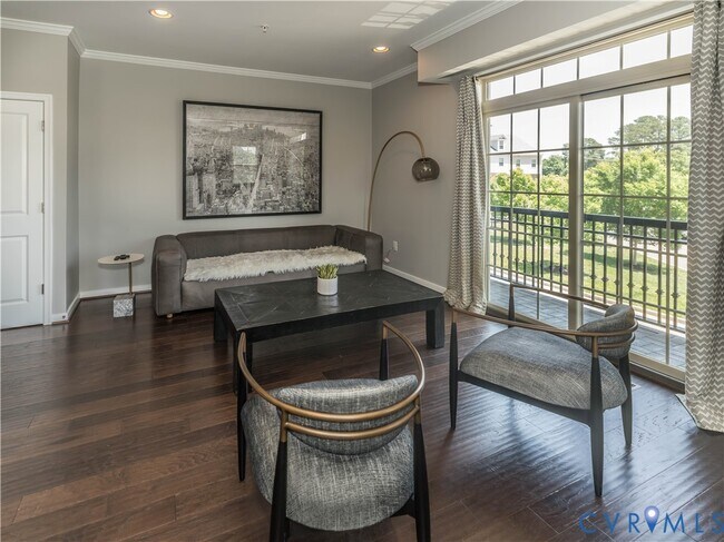 Photo - 10918 Parkshire Ln