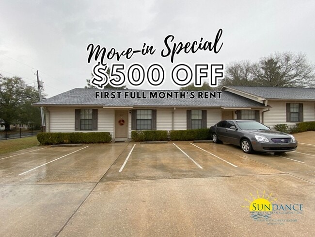 Building Photo - Great 2 Bedroom Unit in Crestview!