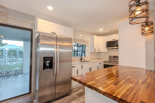 Photo - 6440 Greylynne St