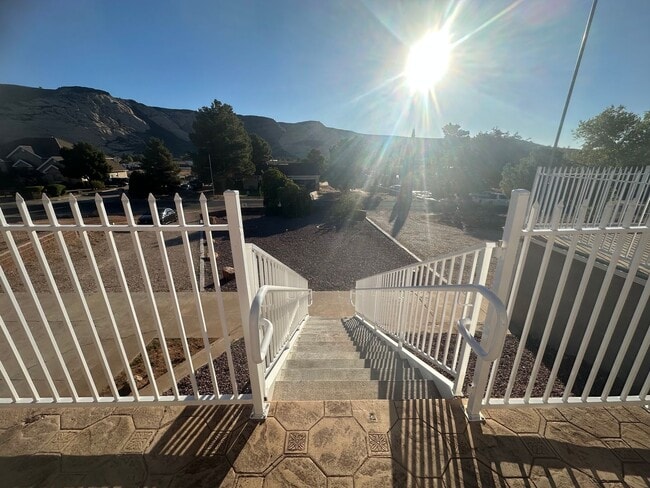 Photo - Quiet neighborhood, 3 bedroom, 2 bath home...