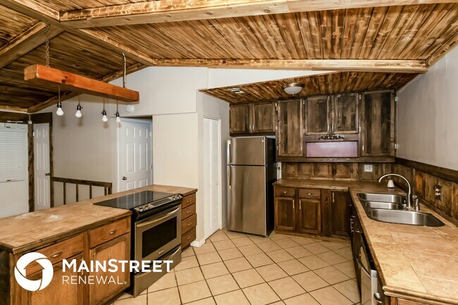 Photo - 1009 Timber Brook Cir