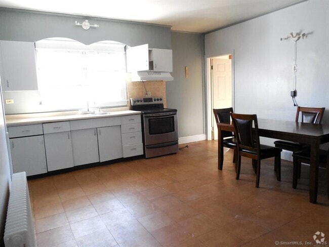Building Photo - 33 Vista Pl Unit 3 Rental