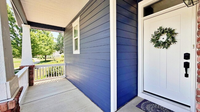 Fantastic 4 Bed 2.5 Bath + Office 2 Car Attached Garage in Murphy Creek Community Pool + Tennis C...