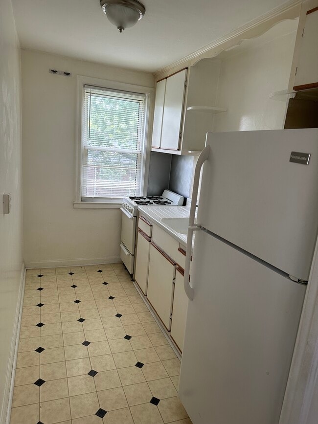 Photo - 3 Corbin Ct Unit 3-C Corbin Court