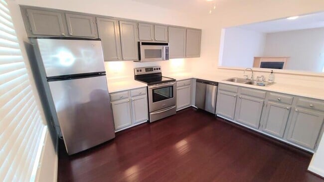 Photo - 704 Brisa Ct