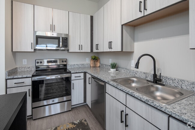 1BR, 1BA - The Radnor - 623SF - Kitchen - The Crockett Apartments