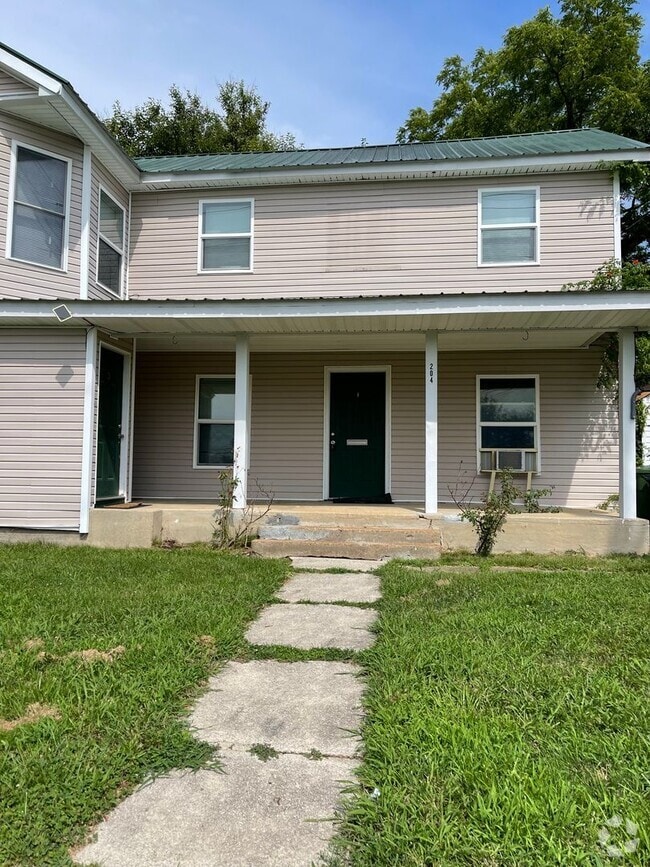 Building Photo - 204 N Olive St Unit B Rental