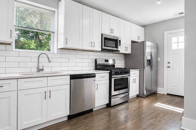 Photo - 1901 W 21st Pl Unit 2r