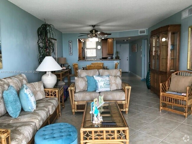 Building Photo - 9940 S Ocean Dr Unit 104 Rental