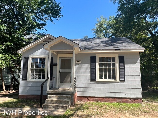 2 br, 1 bath House - 210 E Lister - 2 br, 1 bath House - 210 E Lister