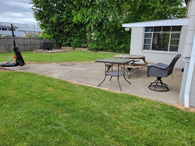 Photo - 24 Kilvert St Unit 1