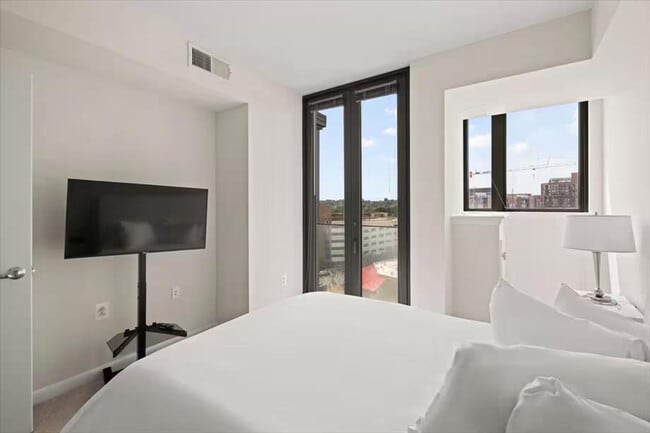 Photo - 1405 S Fern St Unidad SI ID1343852P