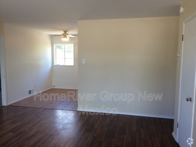Building Photo - 10116 Matthew Ave NE Rental