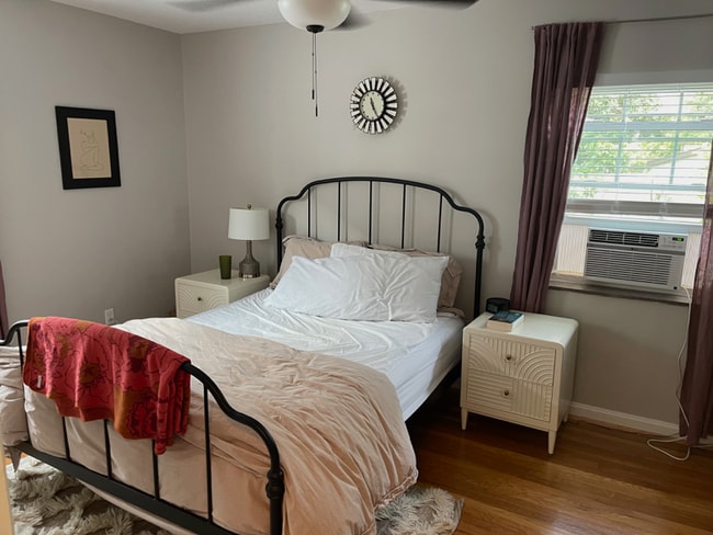 909 Ellison Ave Unit 1st floor