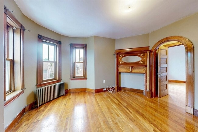 Photo - 76 Belden St Unit 3