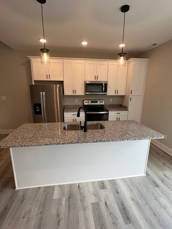 Photo - 1217 Shallowford St