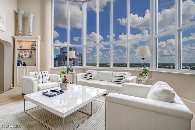 Building Photo - 4041 Gulf Shore Blvd N Unit PH-7