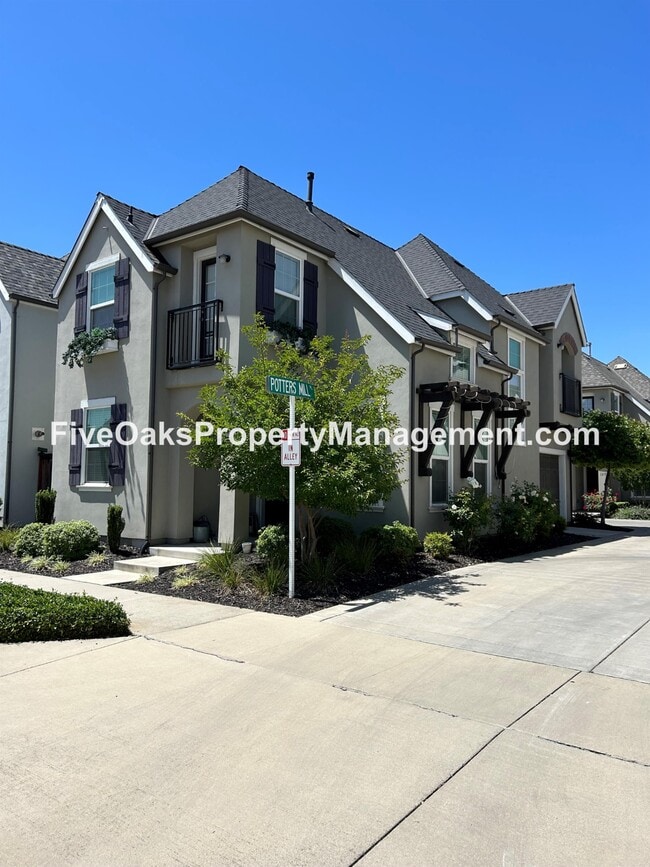 Photo - 1208 Lavande Dr