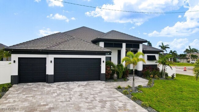 Photo - 2 SW 35th Ave