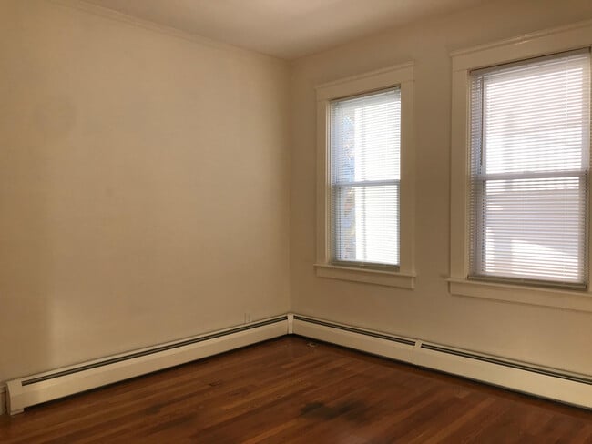 Photo - 28 Richter St Unit Floor 3