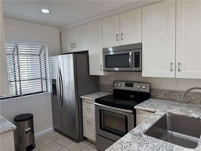 252 Pineview
