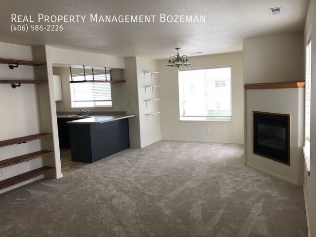 Photo - 1112 Longbow Ln Unidad G