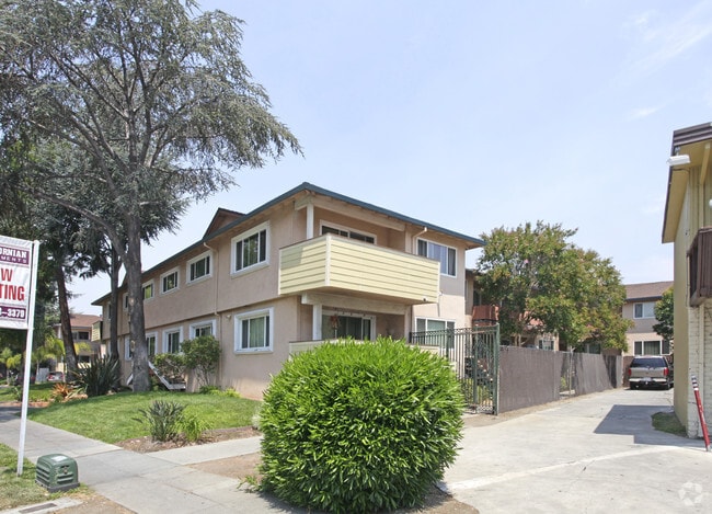 Photo - The Californian Apartments