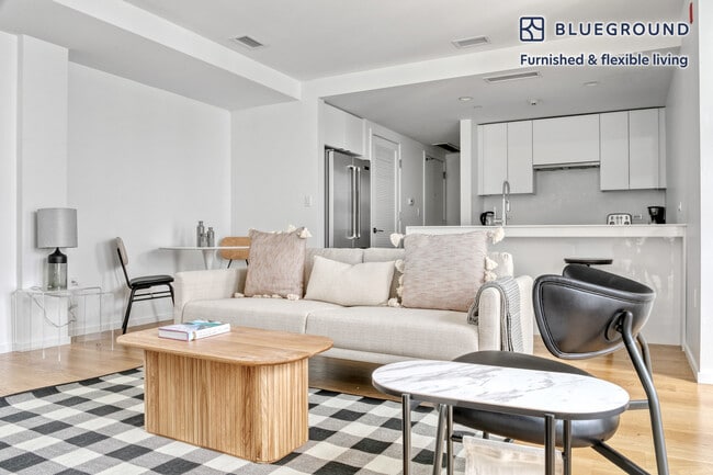 Photo - 26 W Broadway Unidad FL6-ID580