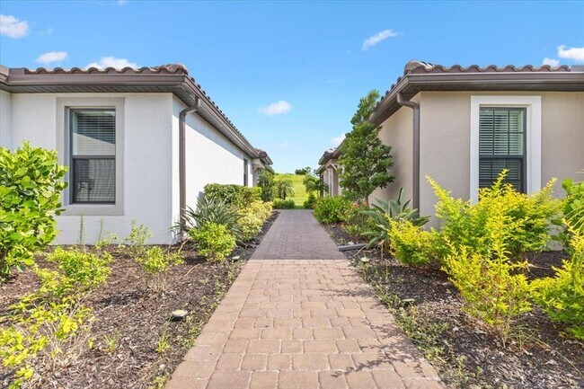 Photo - 6236 Grandview Hill Ct
