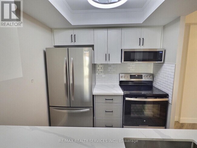 Photo - 8351 McLaughlin Rd S Unit 321