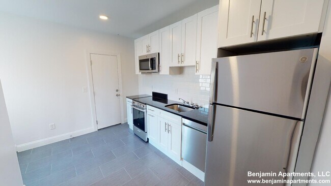 Photo - 123 Sutherland Rd Unit L