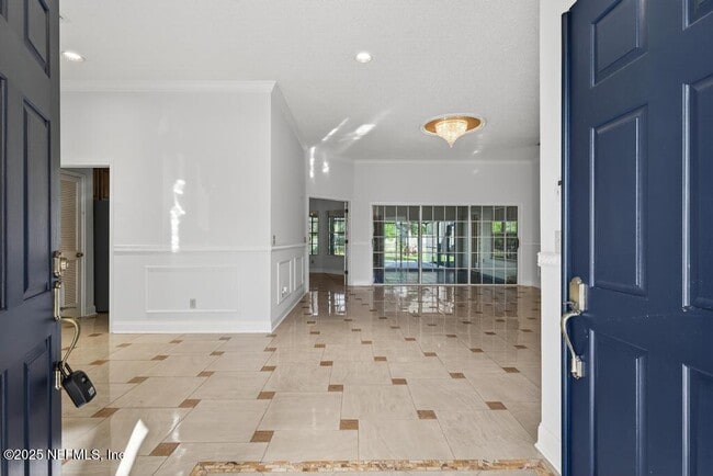 Photo - 4851 Jaybird Cir N