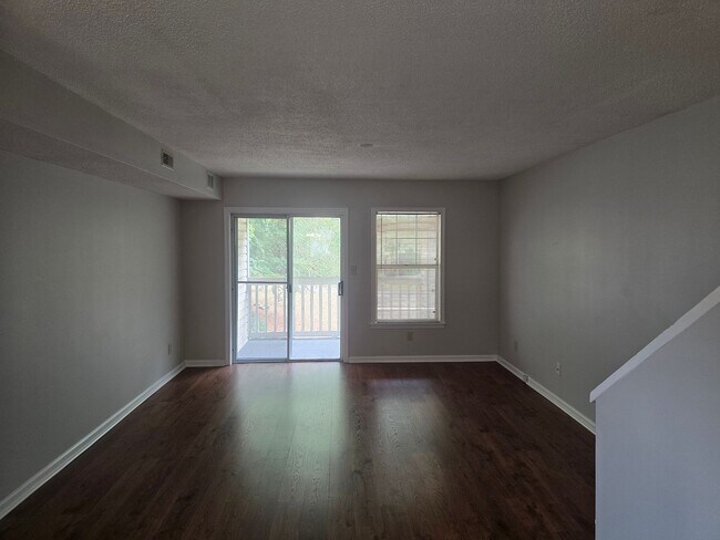 Photo - Convenient 2BR/2.5BA Condo in Chapel Hill