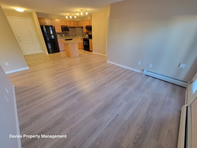 Photo - 7339 Terwillegar Dr S NW