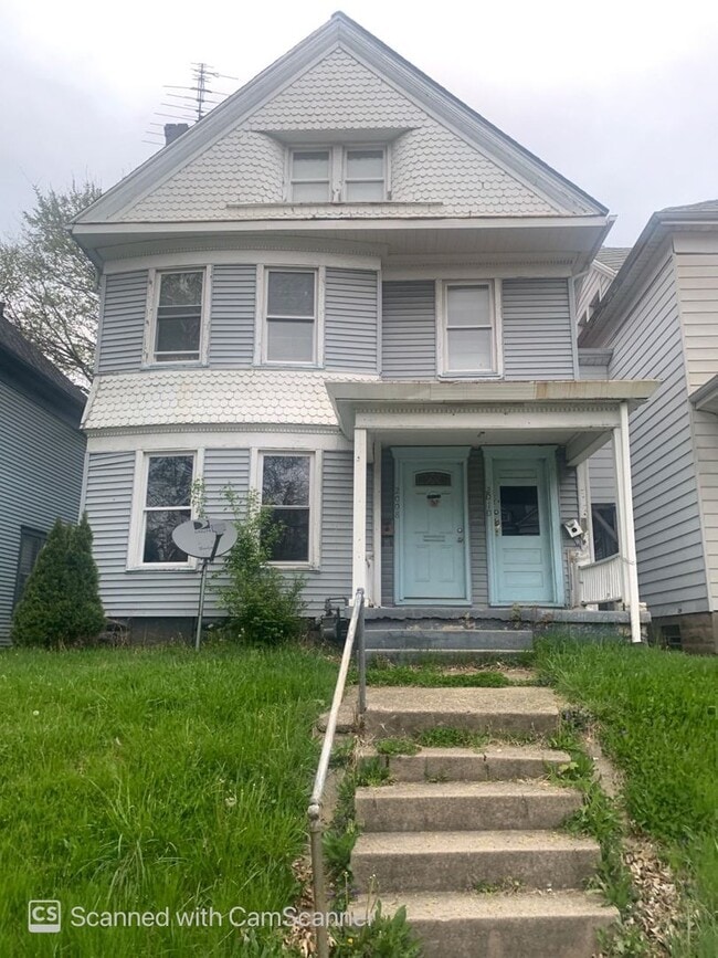 Building Photo - 2008-2010 Wayne Ave Unit 2010 Wayne