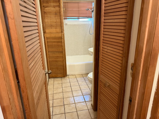 Photo - 423 Kaiolu St