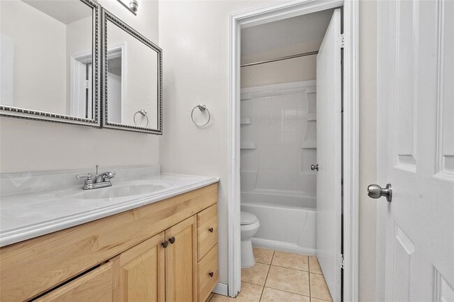 Photo - 328 S 2nd St Unit 330