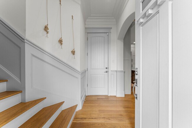 Photo - 426 Marshall St