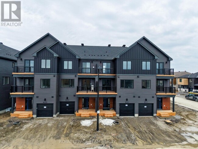 Photo - 1004 Elixir Pl