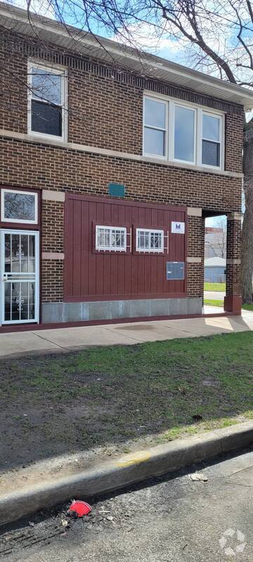 Building Photo - 8159 S Coles Ave Rental