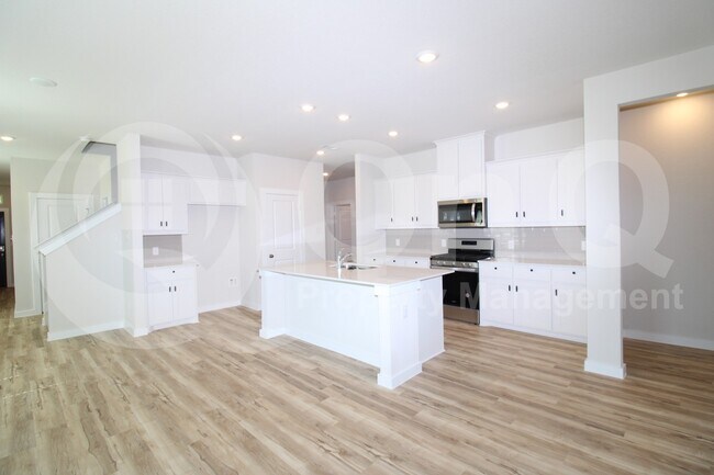 Photo - 330 Fire Rock Dr