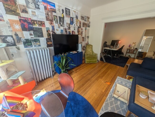 Photo - 3815 N Wilton Ave