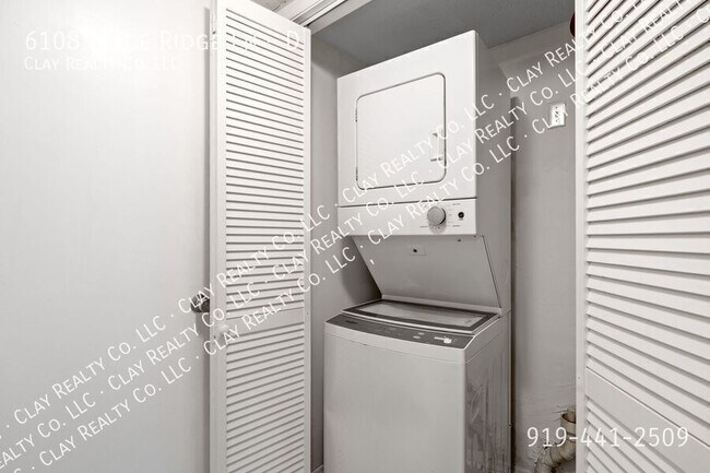 6108 Spice Ridge Ln Unit D