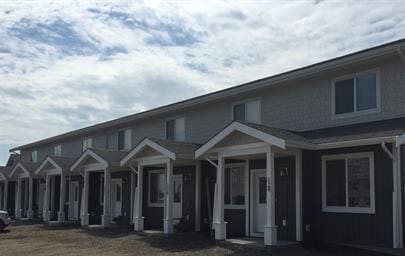 Building Photo - 10904-10102 102 Ave