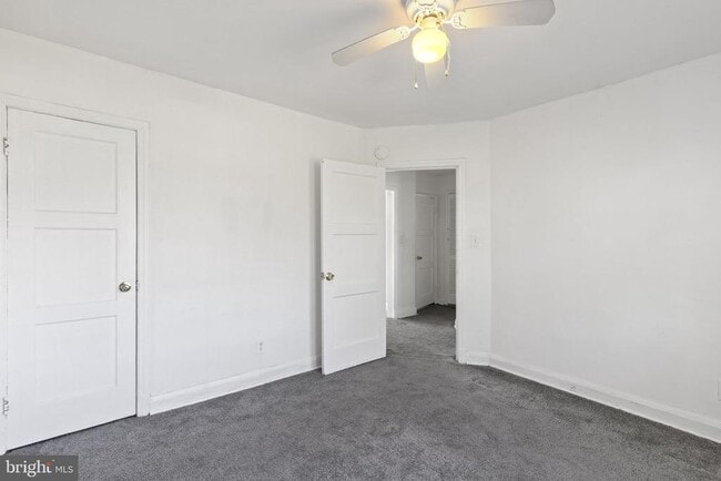 Photo - 5626 Midwood Ave