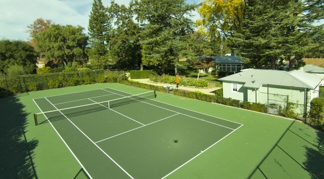 Photo - 555 Zinfandel Ln